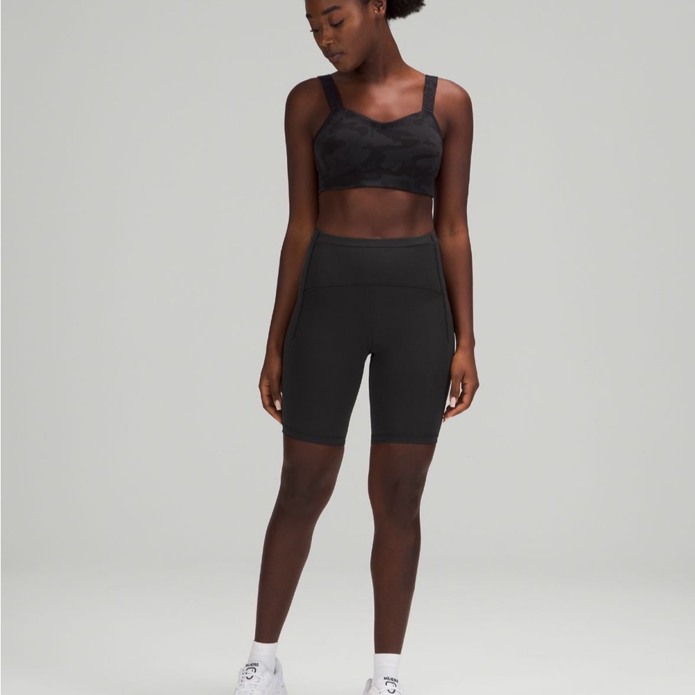 Lululemon Swift Speed Shorts - AUTHENTIC size 8 - 8”